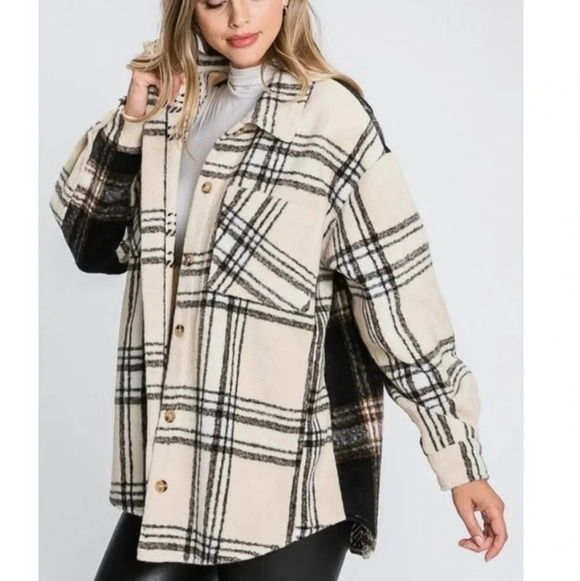 New! Ivory & Black Plaid Shacket With Pockets - Picture 3 of 11